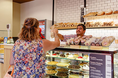 Inauguración de una sucursal Bakery en Villa Urquiza.